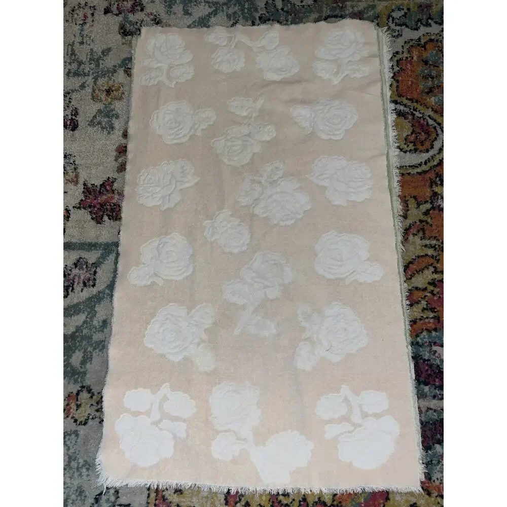 Vintage Lot of 6 Bath & Hand Towels For Use or DIY Crafts Pastels Green Yellow +